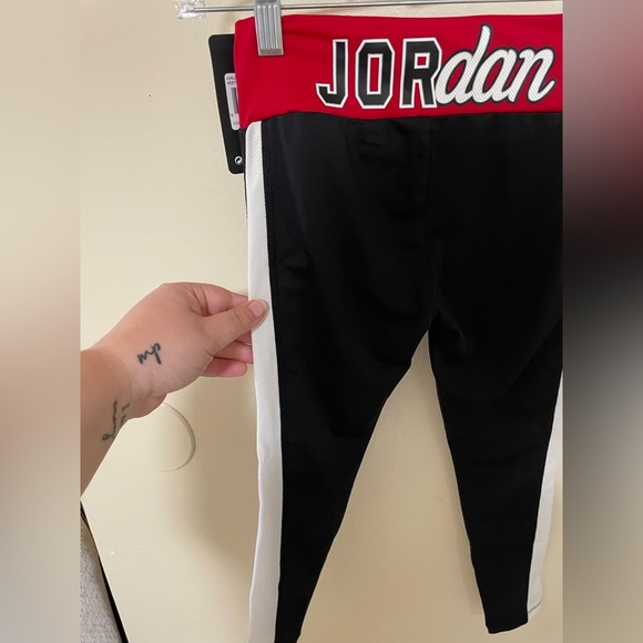 ✨NWT Girls Nike Jordan Leggings Size S - Picture 11 of 11